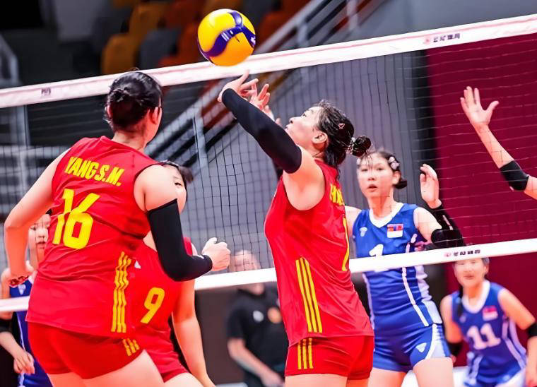 MK体育-中国女排17岁1米88重炮崛起!升任队长攻防一体冲八强