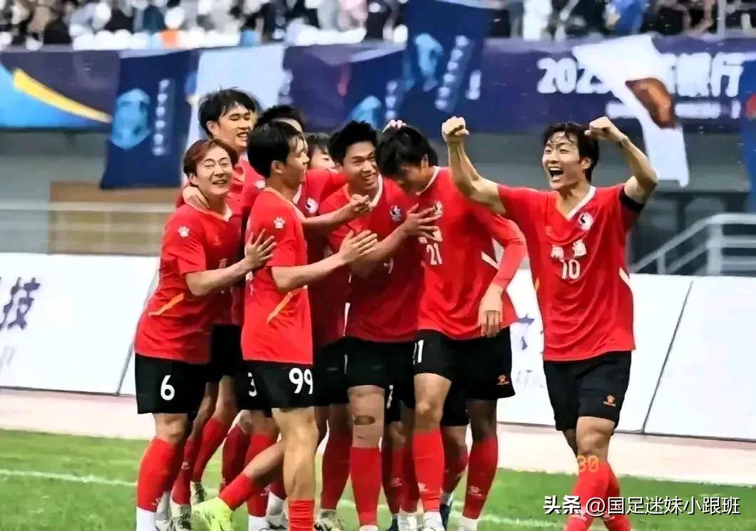 MK体育-包含东亚杯-朱辰杰冒顶送礼国足首战0-3完败韩国的词条